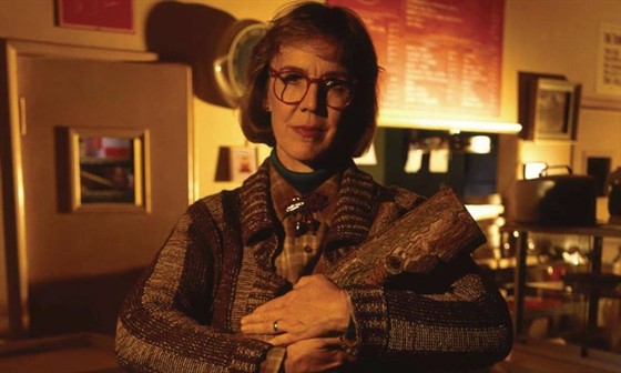 Log Lady 1280x770_SQ
